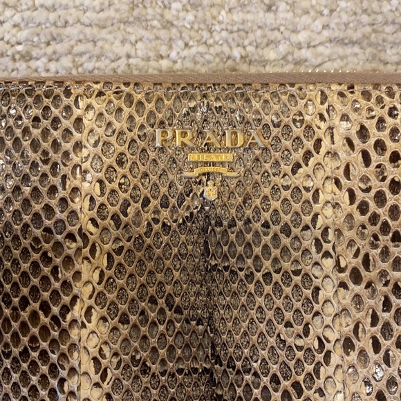 Prada Wallet - Picture 2 of 5